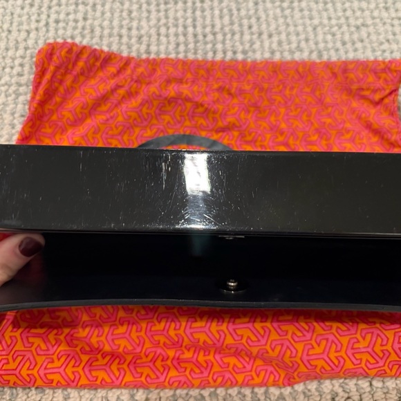 Tory Burch black hard ribbed clutch